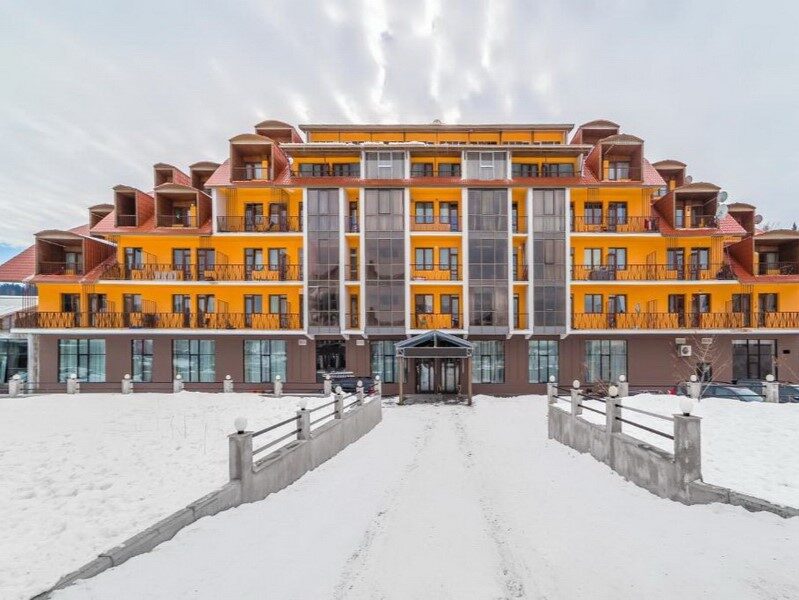 SNOW PLAZA HOTEL BAKURIANI 4*